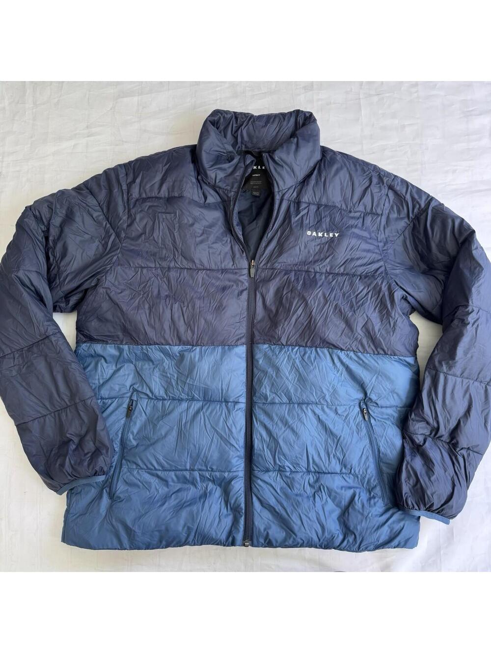 Oakley Two-Tone Blue Full Zip Puffer Jacket XL Custom Fit Lightweight Insulated